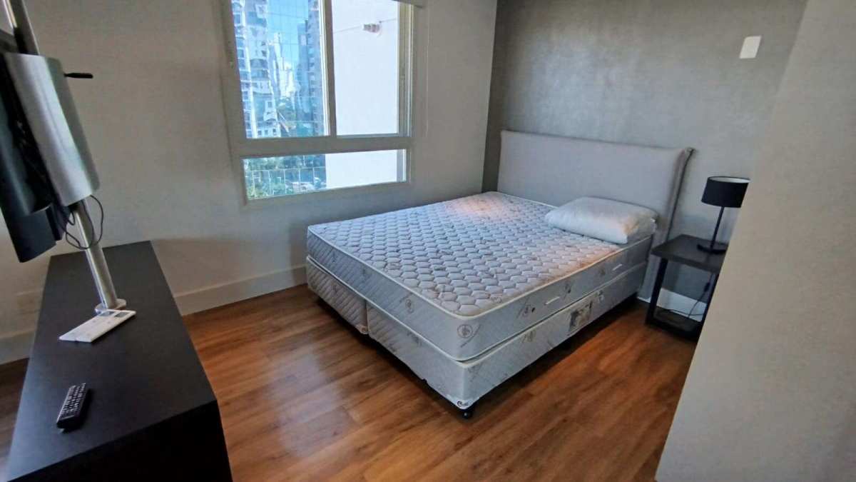 Apartamento para alugar com 1 quarto, 63m² - Foto 10