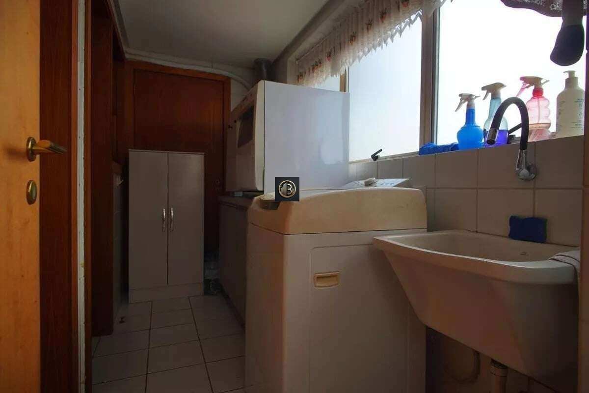 Apartamento à venda com 3 quartos, 164m² - Foto 25