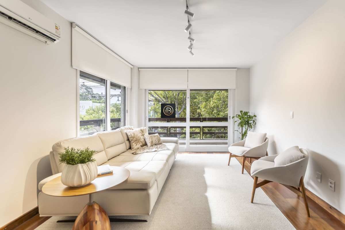 Apartamento à venda com 3 quartos, 162m² - Foto 1