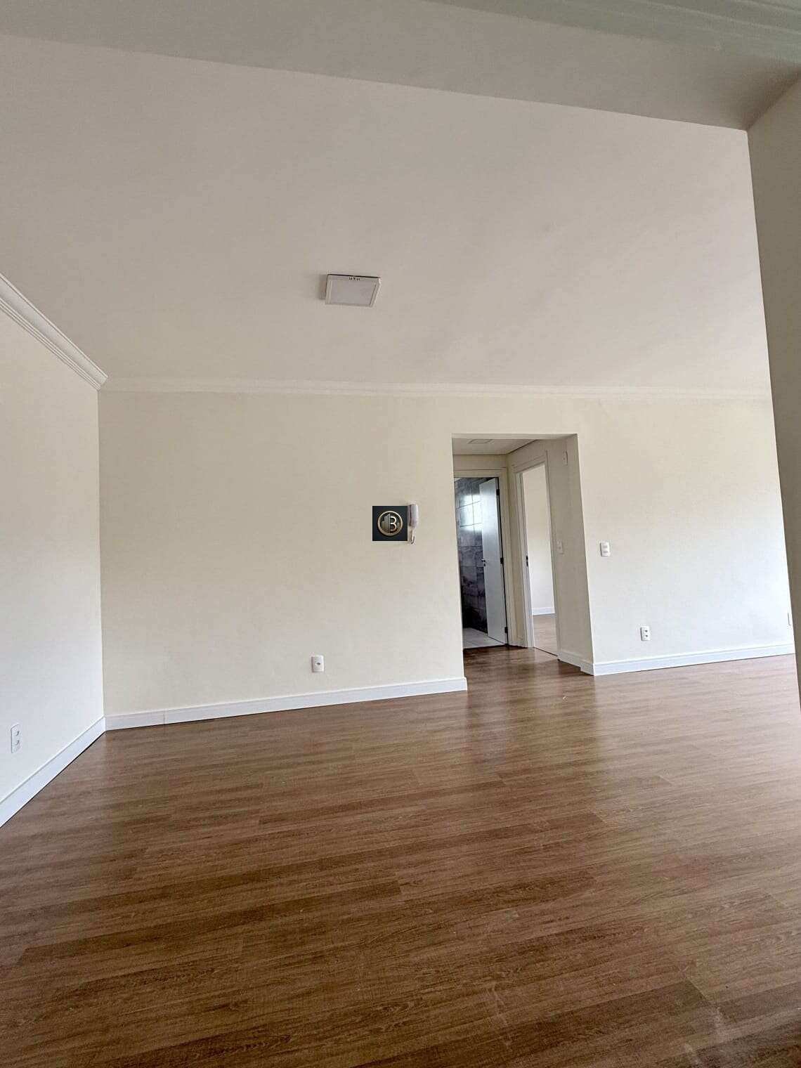Apartamento à venda com 3 quartos, 95m² - Foto 3