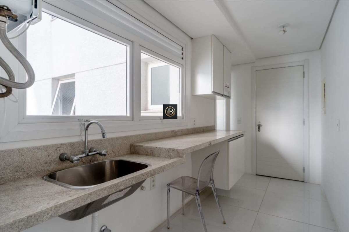 Apartamento à venda e aluguel com 4 quartos, 160m² - Foto 32