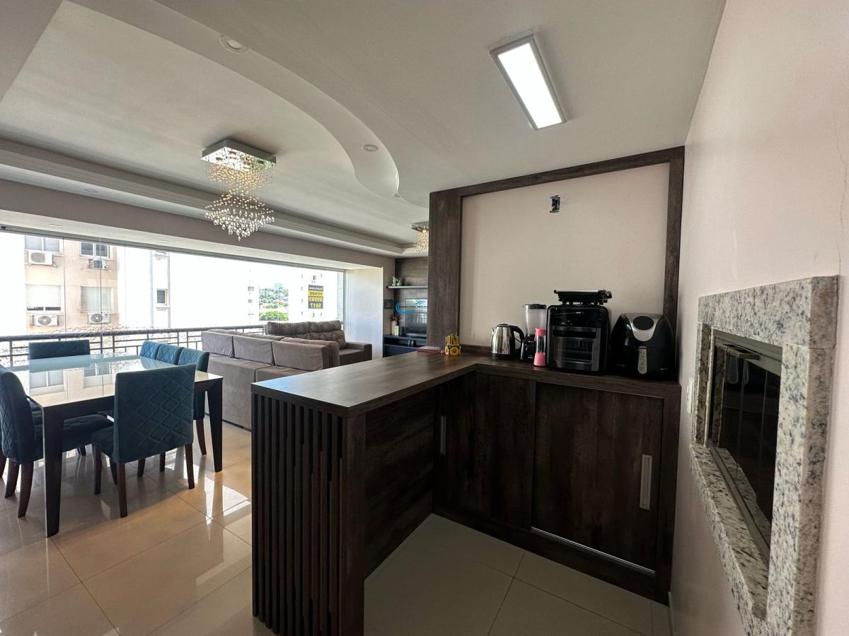 Apartamento à venda e aluguel com 3 quartos, 105m² - Foto 10
