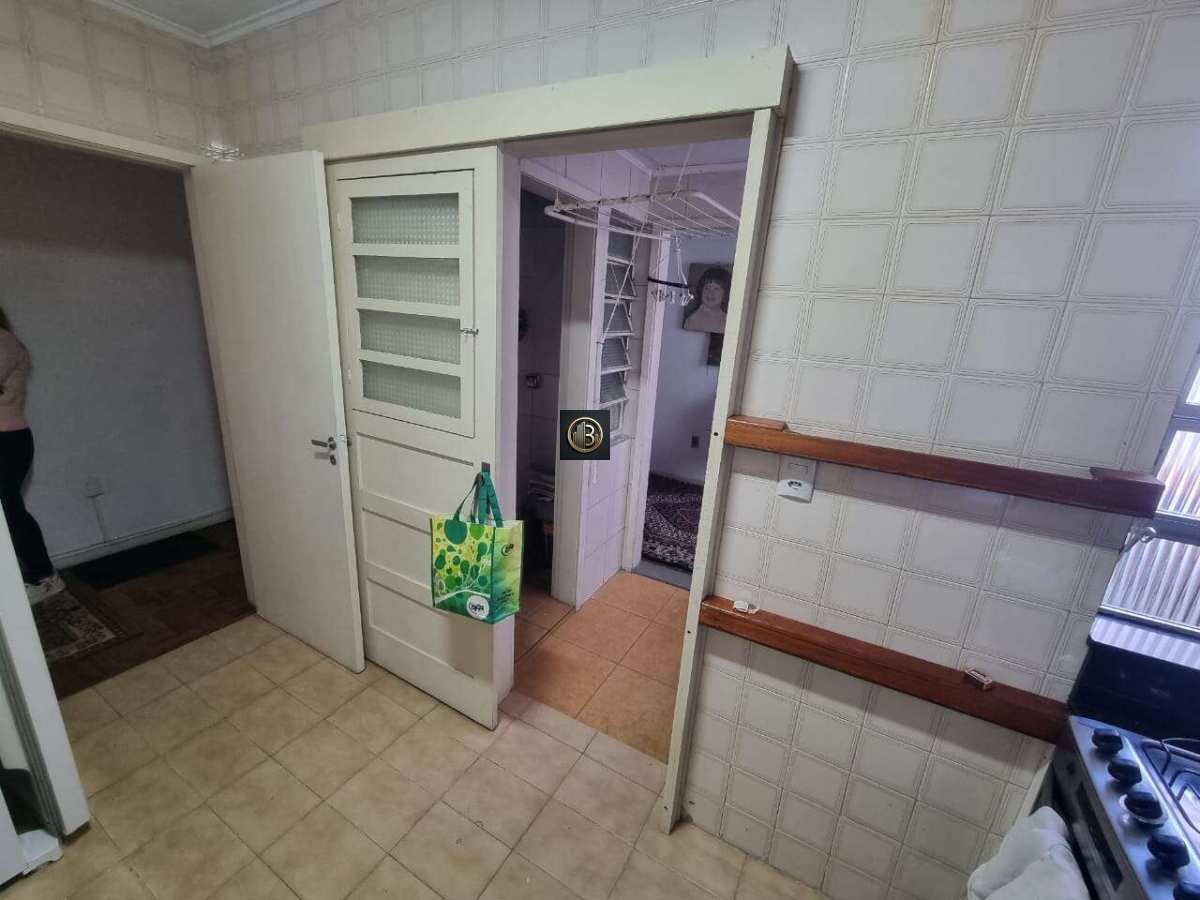 Apartamento para alugar com 2 quartos, 93m² - Foto 8