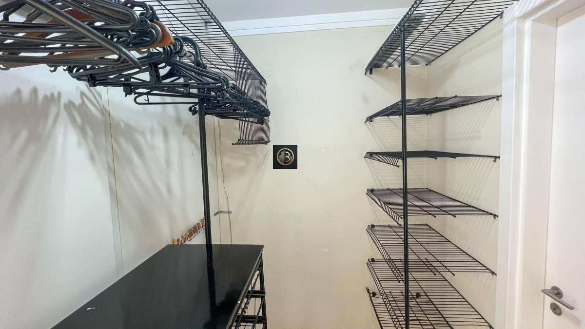 Apartamento para alugar com 2 quartos, 69m² - Foto 13