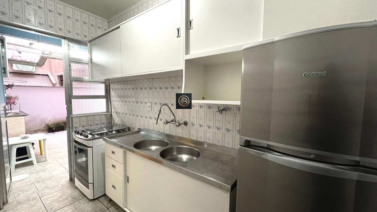 Apartamento para alugar com 2 quartos, 95m² - Foto 17