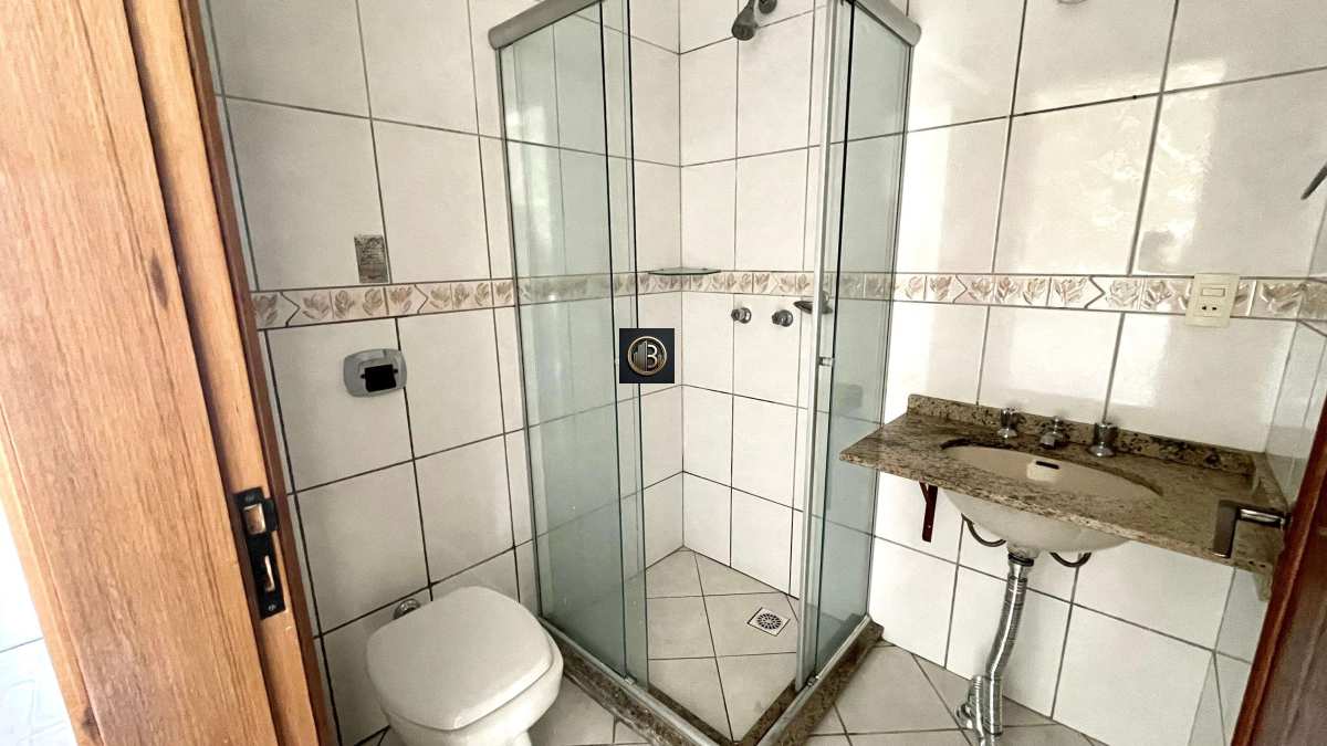 Apartamento para alugar com 2 quartos, 75m² - Foto 12