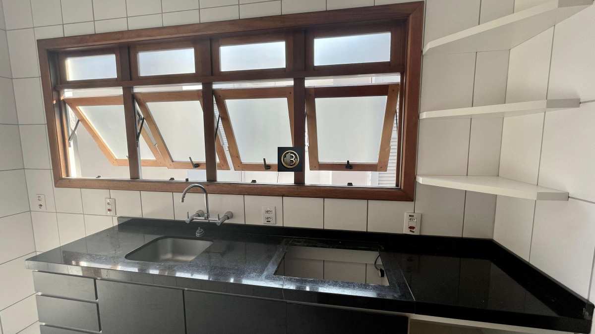 Apartamento para alugar com 2 quartos, 75m² - Foto 13