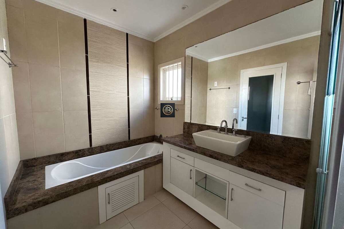 Casa à venda com 3 quartos, 235m² - Foto 15