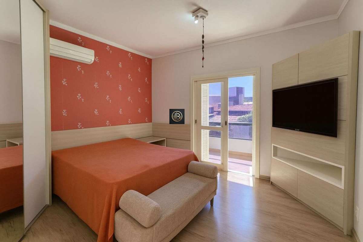Casa à venda com 3 quartos, 235m² - Foto 16