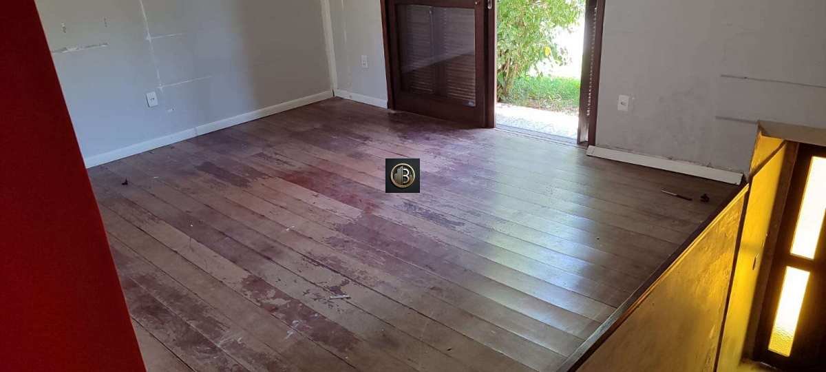 Casa, 3 quartos, 240 m² - Foto 3