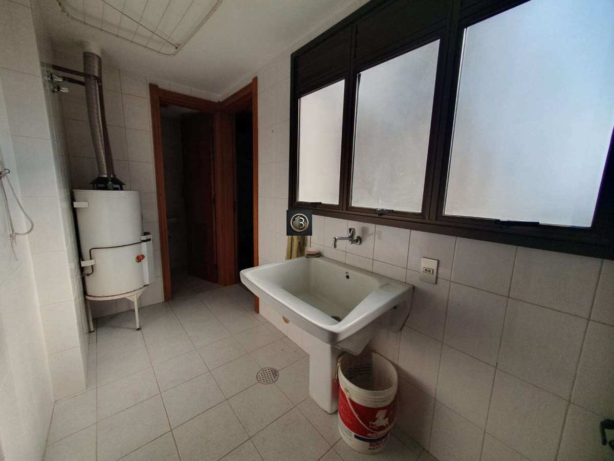 Cobertura à venda com 3 quartos, 351m² - Foto 31