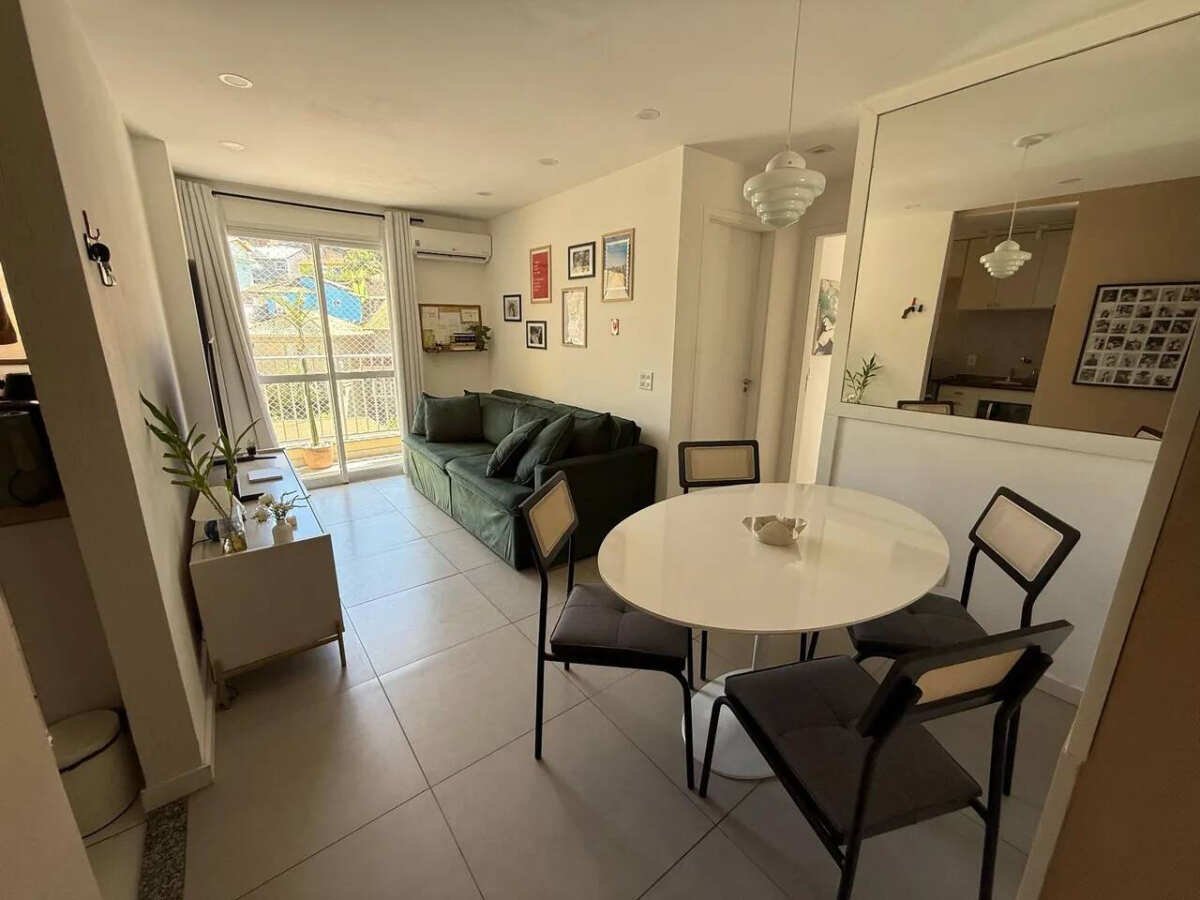 Apartamento à venda em São Gonçalo, Maria Paula, com 2 quartos, 60m²