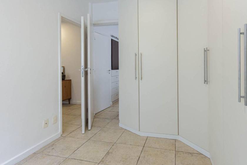 Apartamento à venda com 2 quartos, 79m² - Foto 6