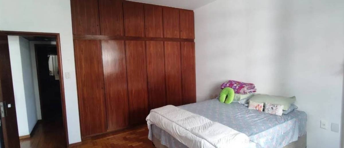 Apartamento à venda com 3 quartos, 220m² - Foto 11