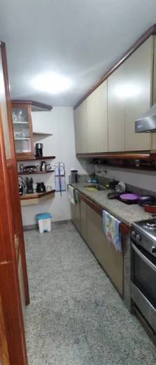 Apartamento à venda com 3 quartos, 220m² - Foto 15