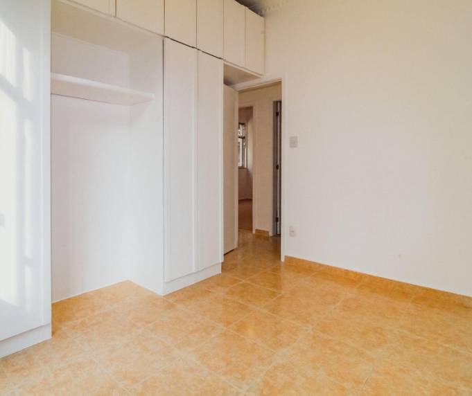 Apartamento à venda com 3 quartos, 91m² - Foto 4