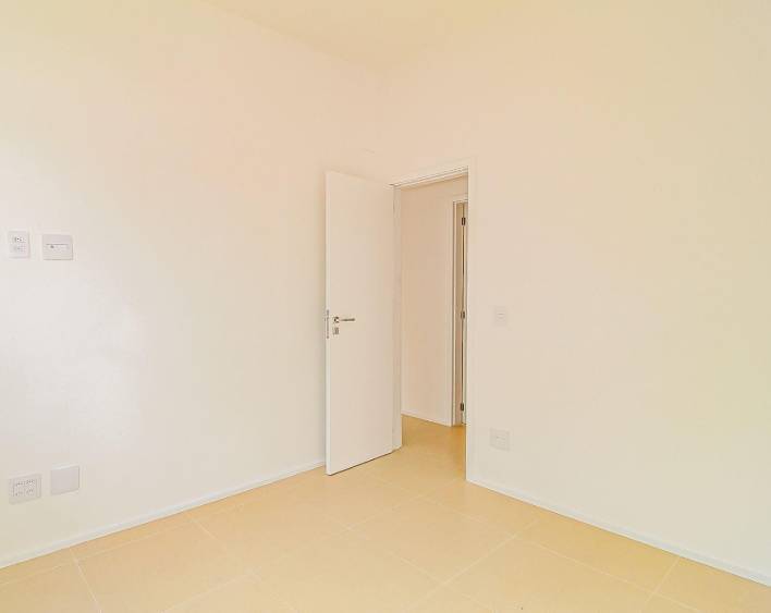 Apartamento à venda com 3 quartos, 95m² - Foto 4