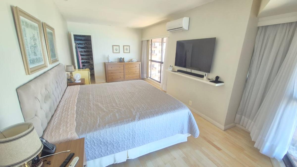 Apartamento à venda com 4 quartos, 310m² - Foto 12