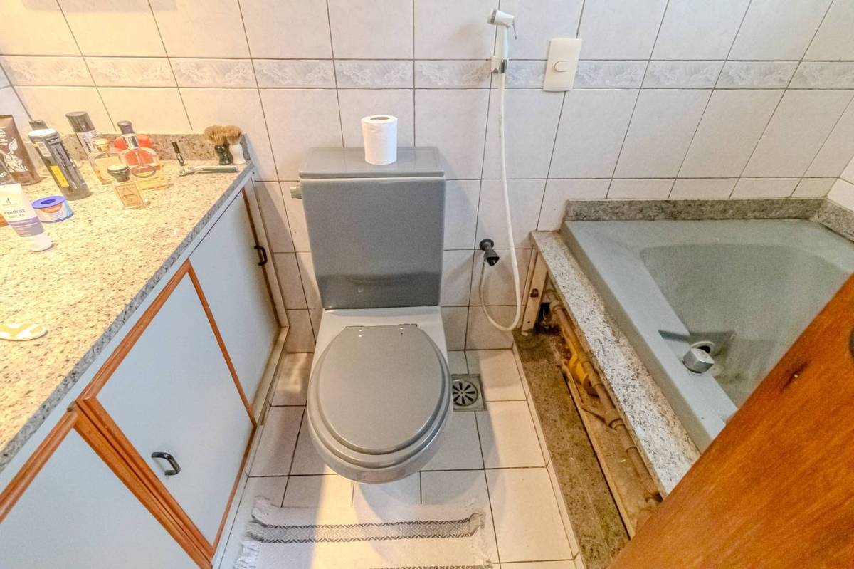 Apartamento à venda com 3 quartos, 137m² - Foto 15