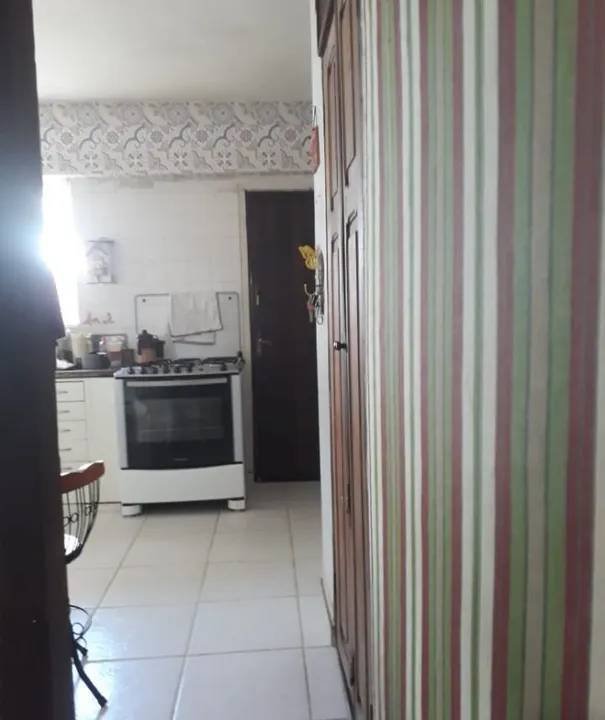 Casa à venda com 3 quartos, 200m² - Foto 3