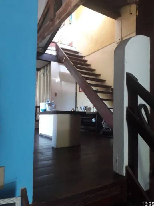 Casa à venda com 3 quartos, 200m² - Foto 6