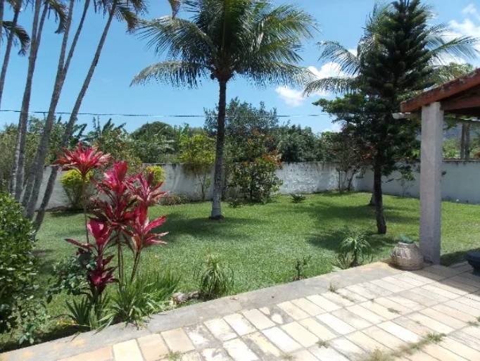 Casa à venda com 3 quartos, 250m² - Foto 2