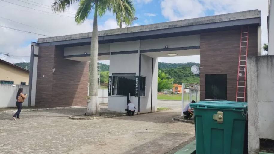 Casa de Condomínio à venda com 2 quartos, 70m² - Foto 2