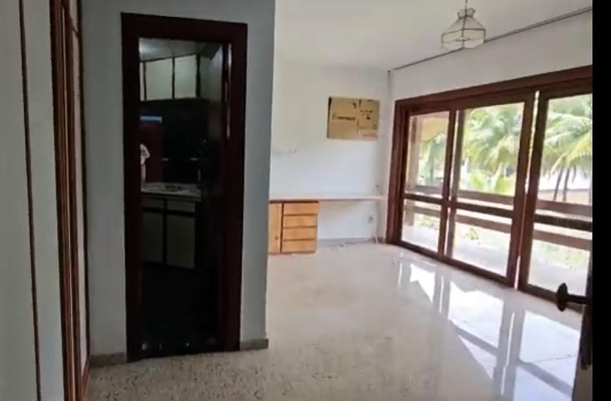 Casa de Condomínio à venda com 7 quartos, 668m² - Foto 4