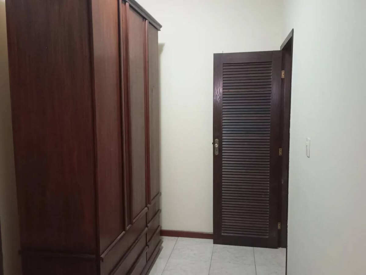 Sobrado à venda com 4 quartos, 210m² - Foto 2