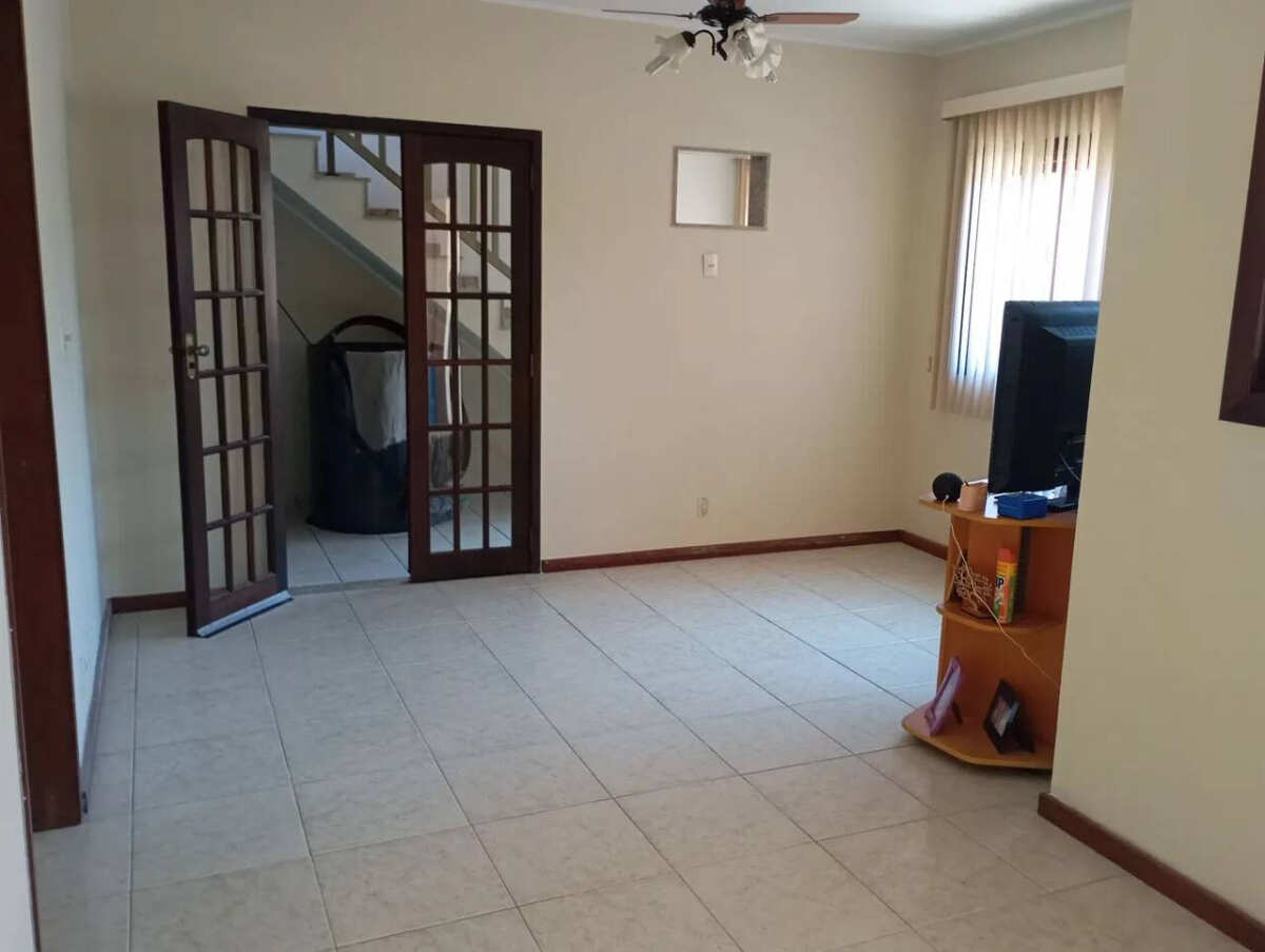 Sobrado à venda com 4 quartos, 210m² - Foto 4
