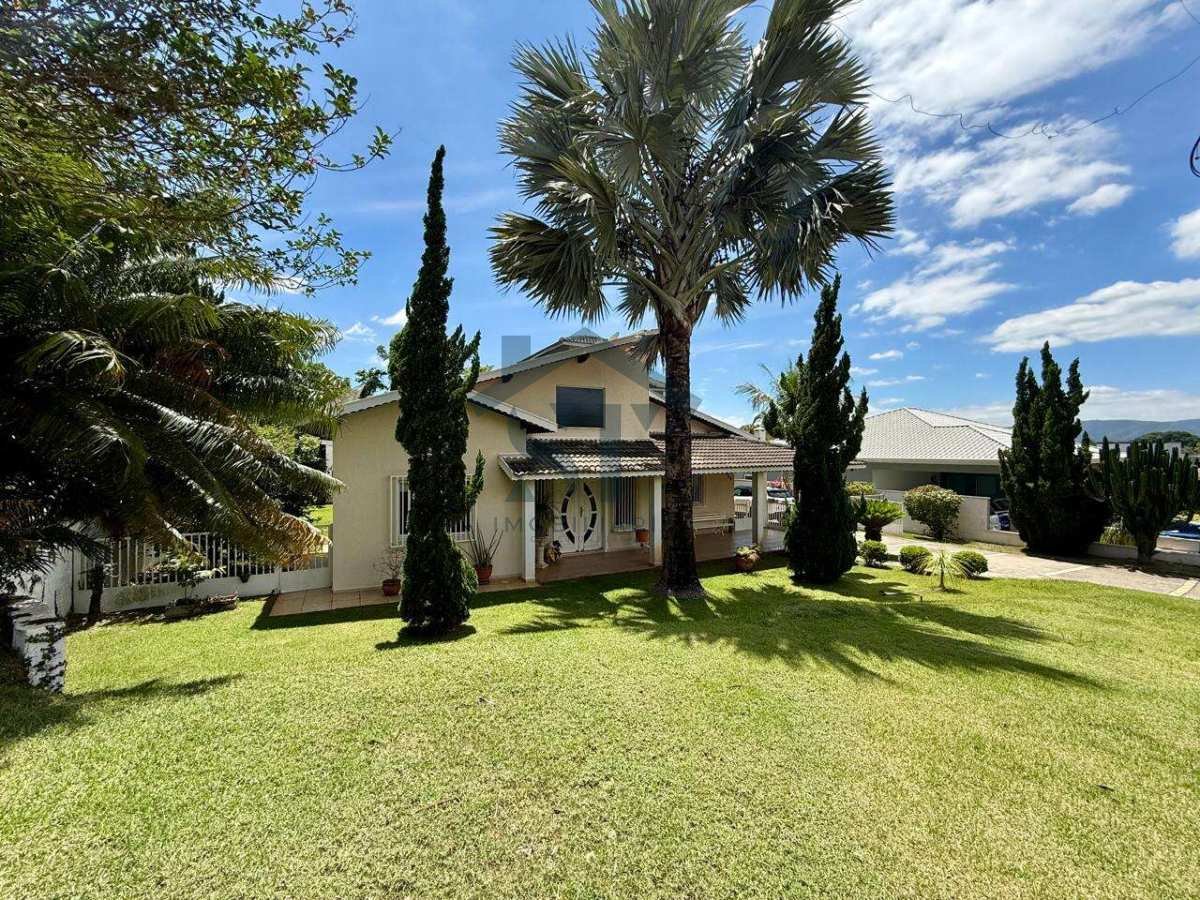 Casa à venda, no Condomínio Residencial dos Lagos em Itupeva com 5 quartos. - ST Imobiliária