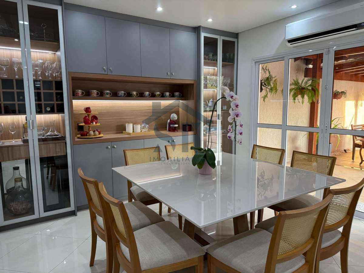 Casa à venda em Jundiaí, Parque da Represa, com 4 quartos, 261m² - ST Imobiliária