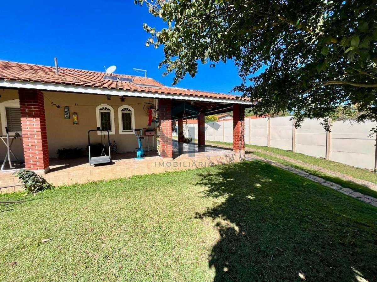 Chácara à venda em Itupeva, Parque dos Cafezais I com 3 quartos, 328m² - ST Imobiliária