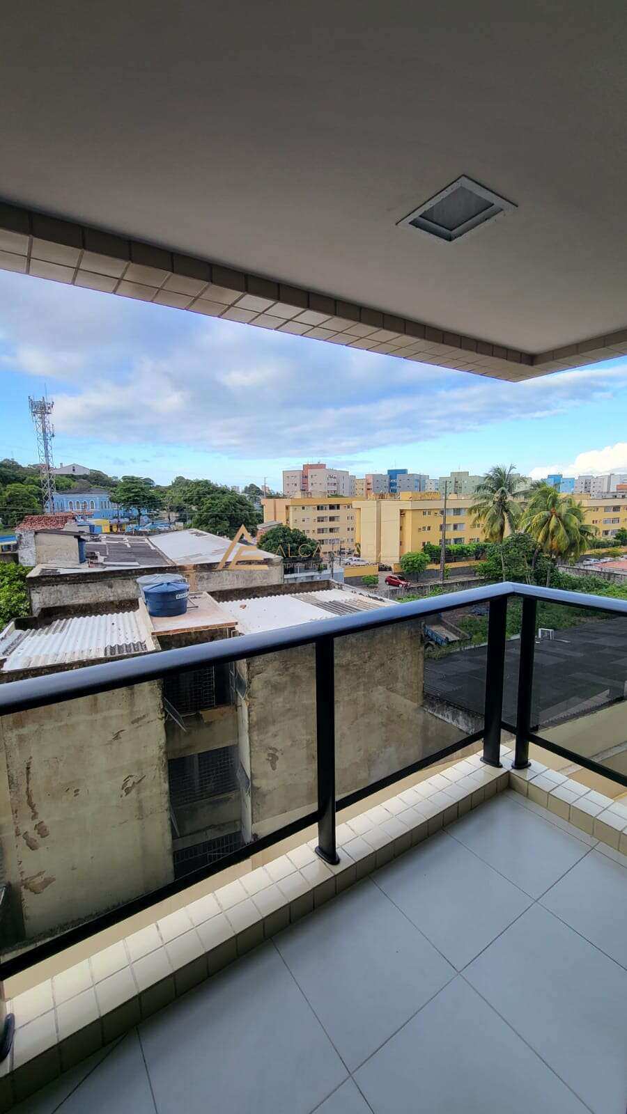 Apartamento à venda com 3 quartos, 117m² - Foto 1
