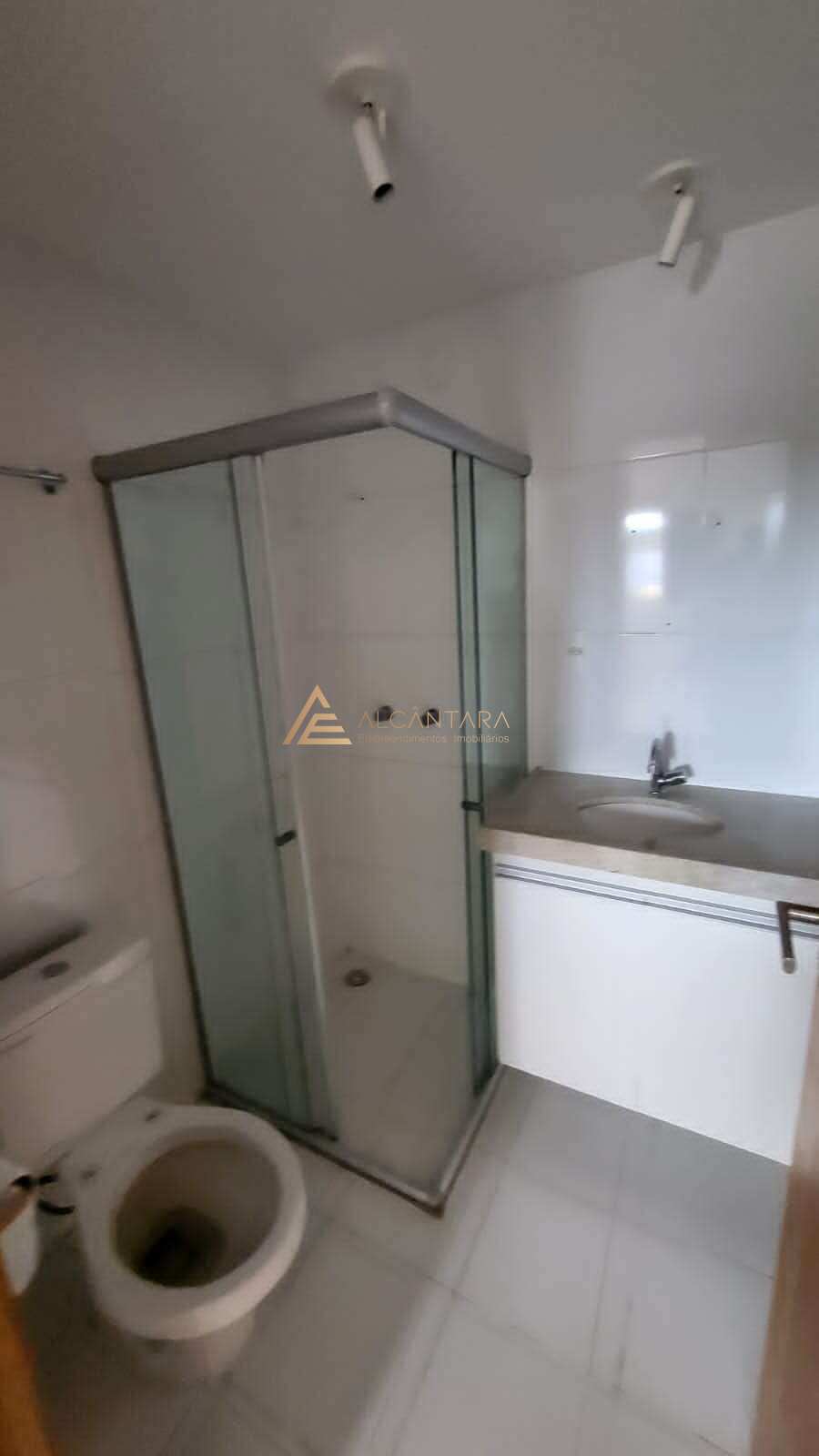 Apartamento à venda com 3 quartos, 117m² - Foto 13
