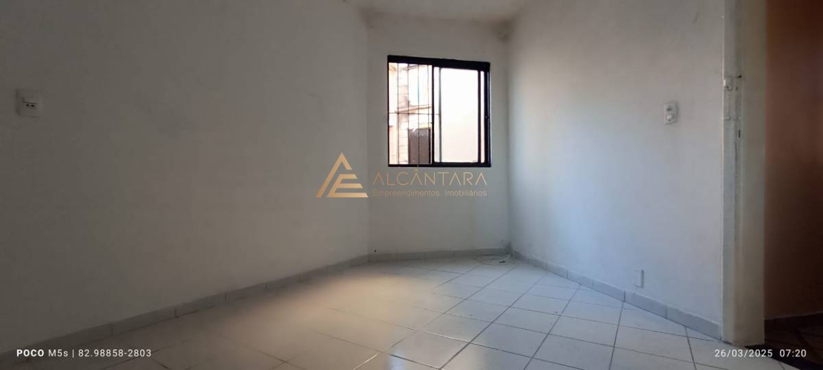 Apartamento à venda com 2 quartos, 42m² - Foto 4