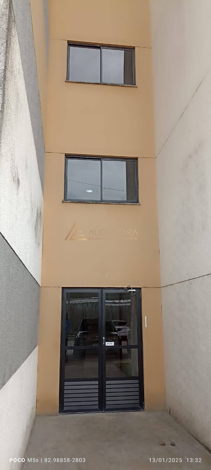 Apartamento à venda com 2 quartos, 60m² - Foto 1