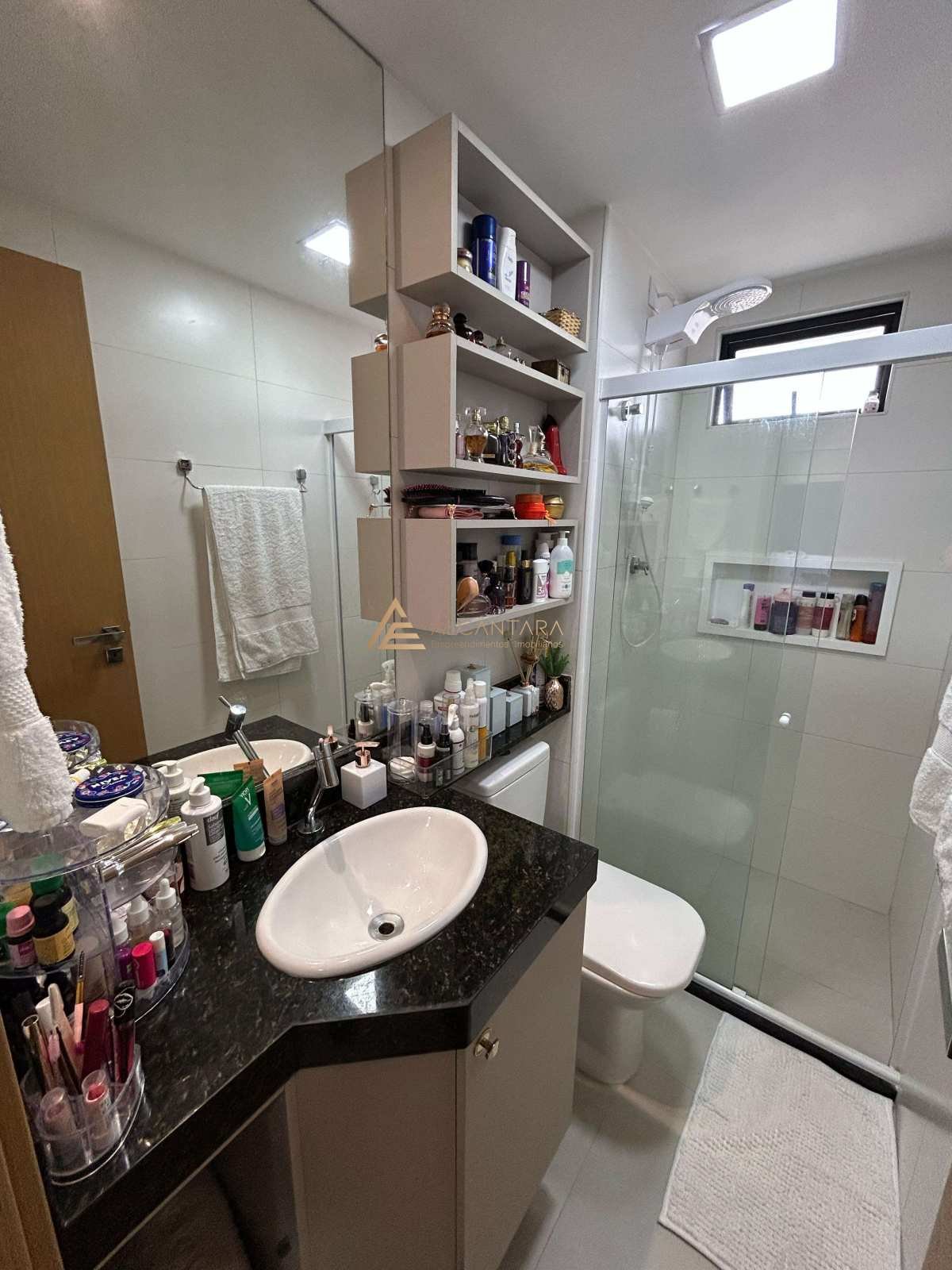 Apartamento à venda com 3 quartos, 79m² - Foto 9