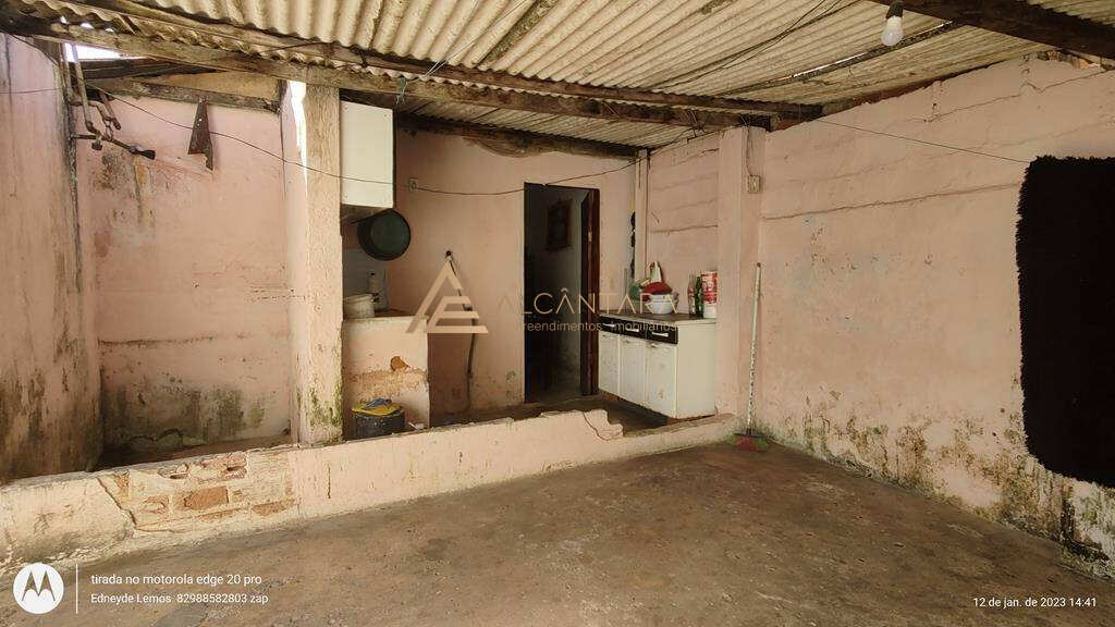 Casa à venda com 3 quartos, 175m² - Foto 2