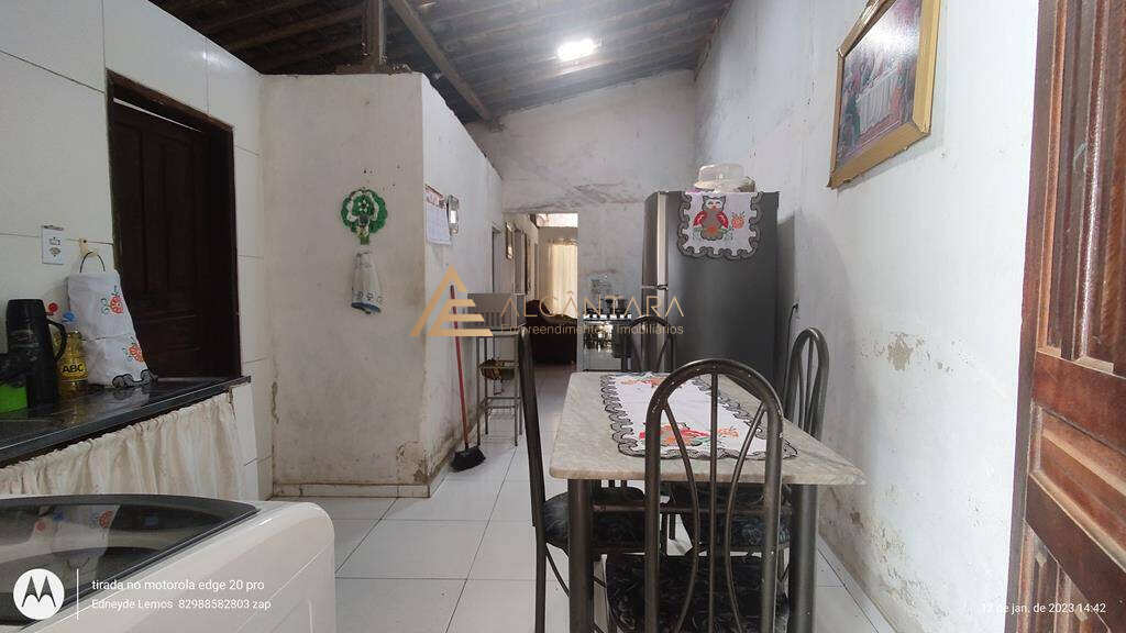Casa à venda com 3 quartos, 175m² - Foto 3