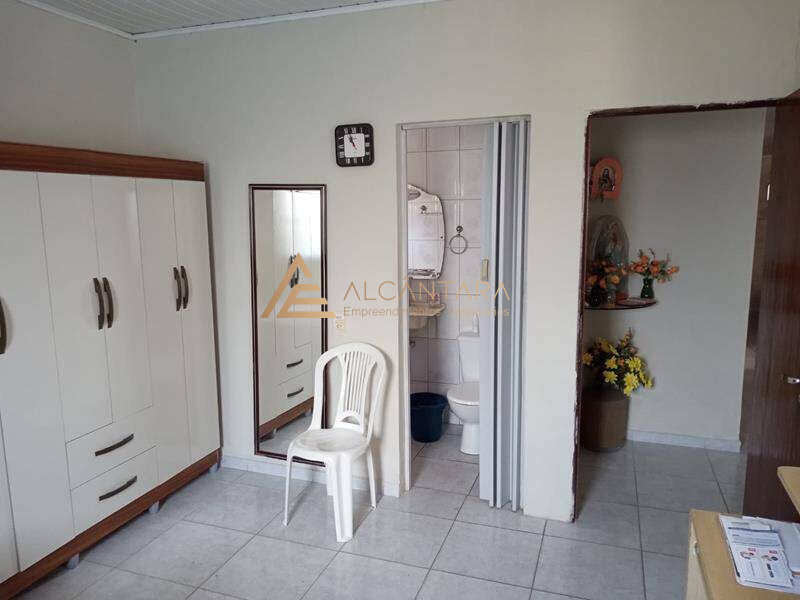 Casa à venda com 3 quartos, 185m² - Foto 4