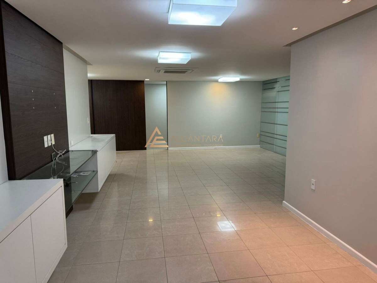Apartamento à venda com 4 quartos, 310m² - Foto 3