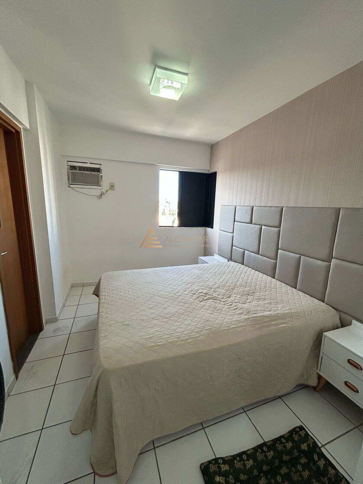 Apartamento à venda com 3 quartos, 76m² - Foto 13