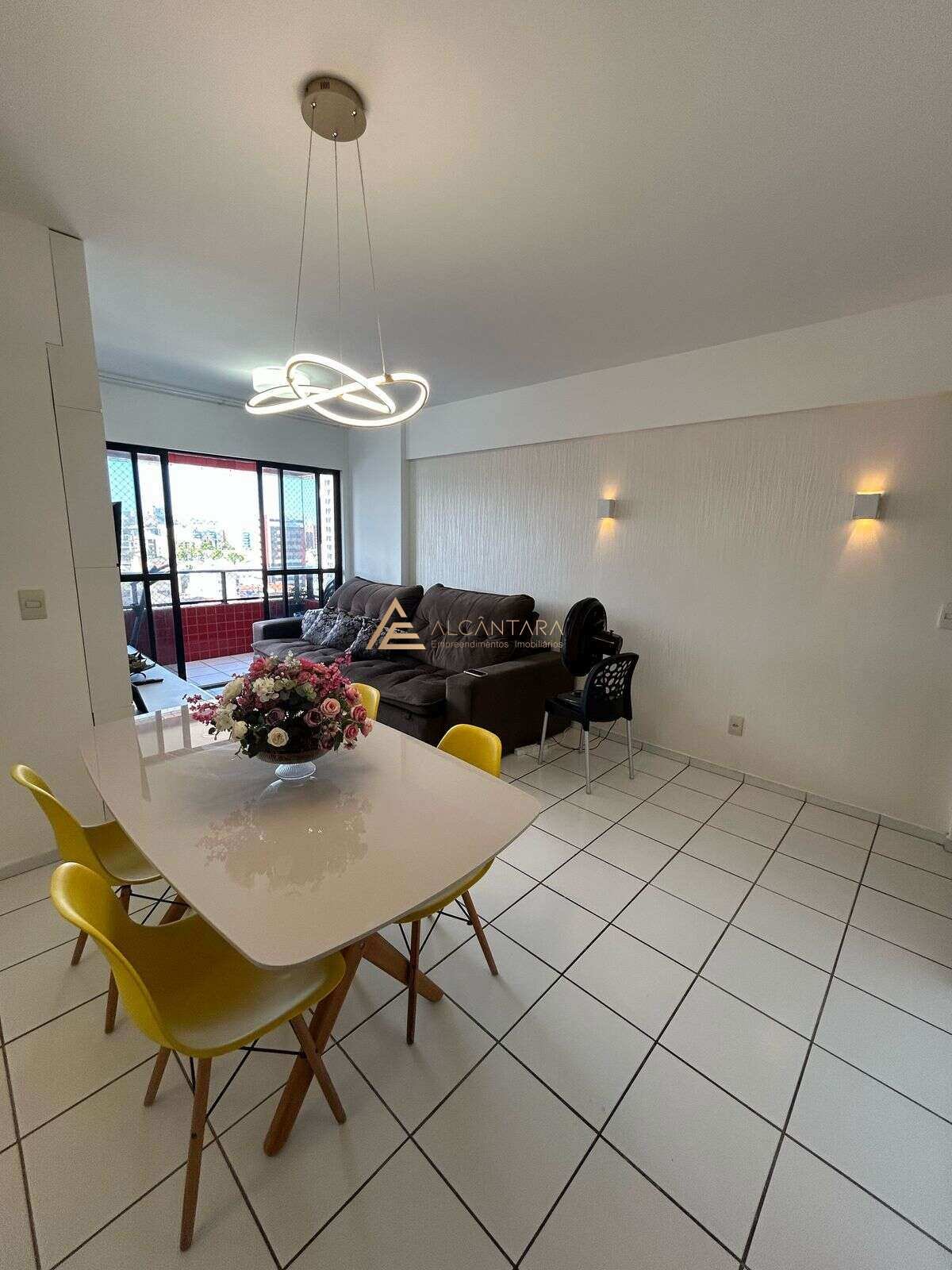 Apartamento à venda com 3 quartos, 76m² - Foto 6