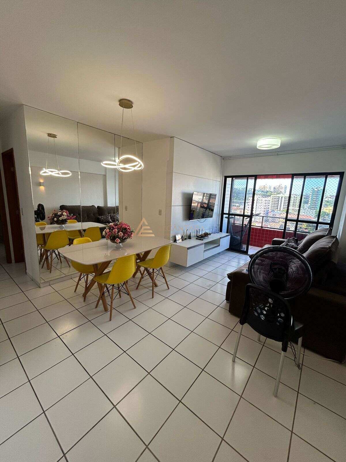 Apartamento à venda com 3 quartos, 76m² - Foto 4