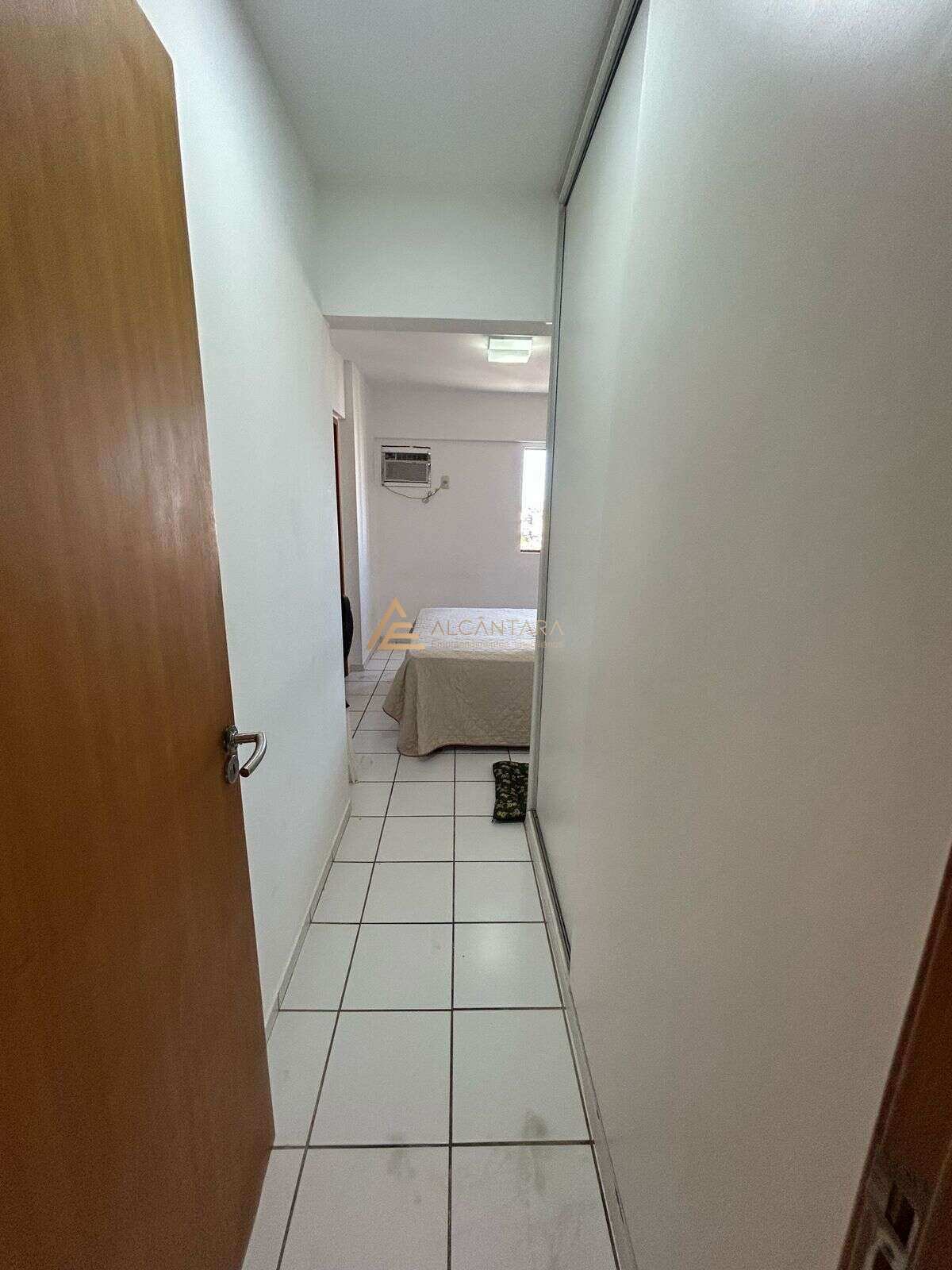 Apartamento à venda com 3 quartos, 76m² - Foto 8