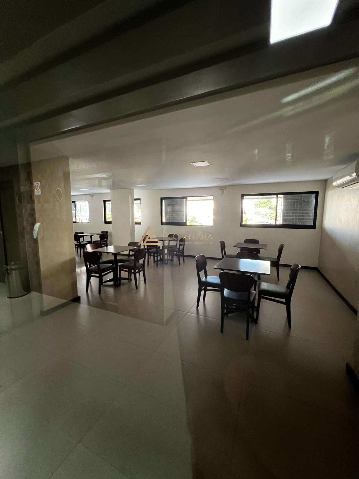 Apartamento à venda com 3 quartos, 98m² - Foto 16
