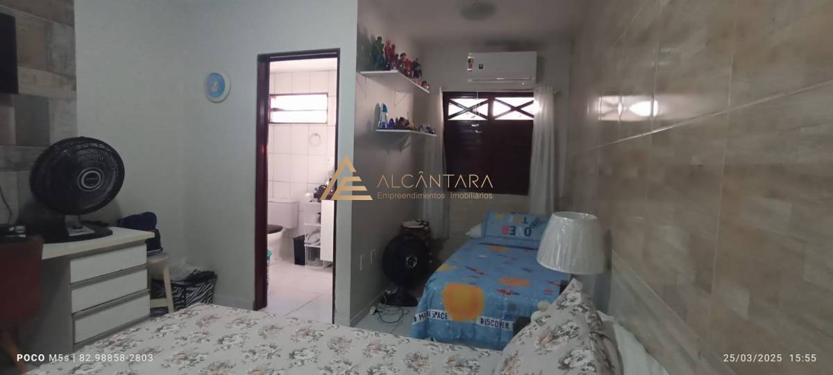 Casa à venda com 4 quartos, 141m² - Foto 10