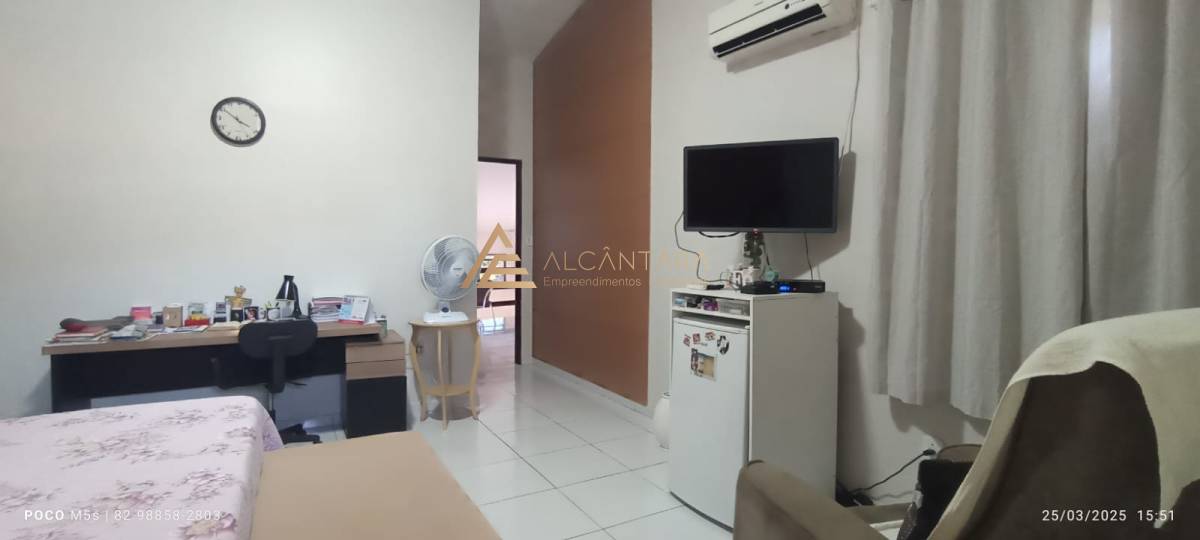 Casa à venda com 4 quartos, 141m² - Foto 9