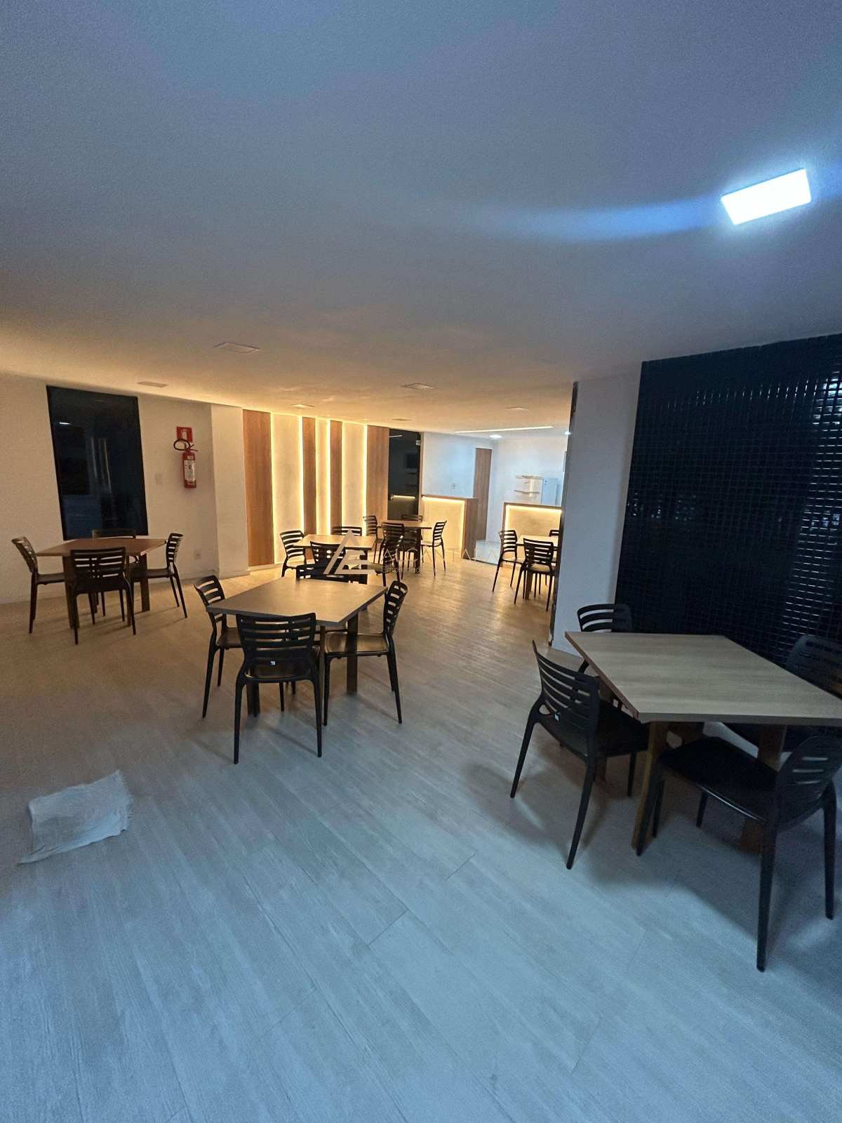 Apartamento à venda com 3 quartos, 140m² - Foto 14